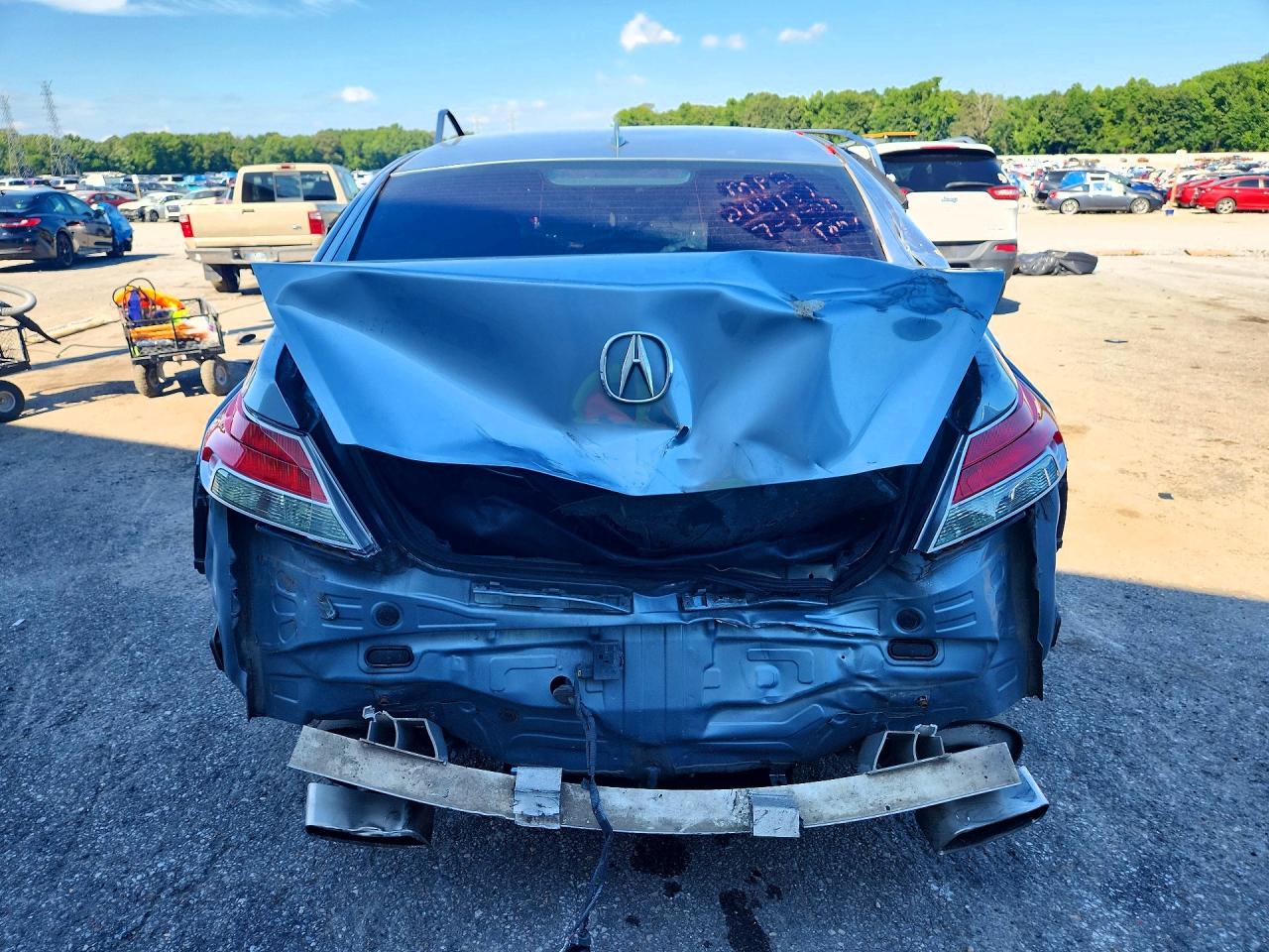 19UUA8F2XAA027256 · 2010 ACURA TL · 6/12