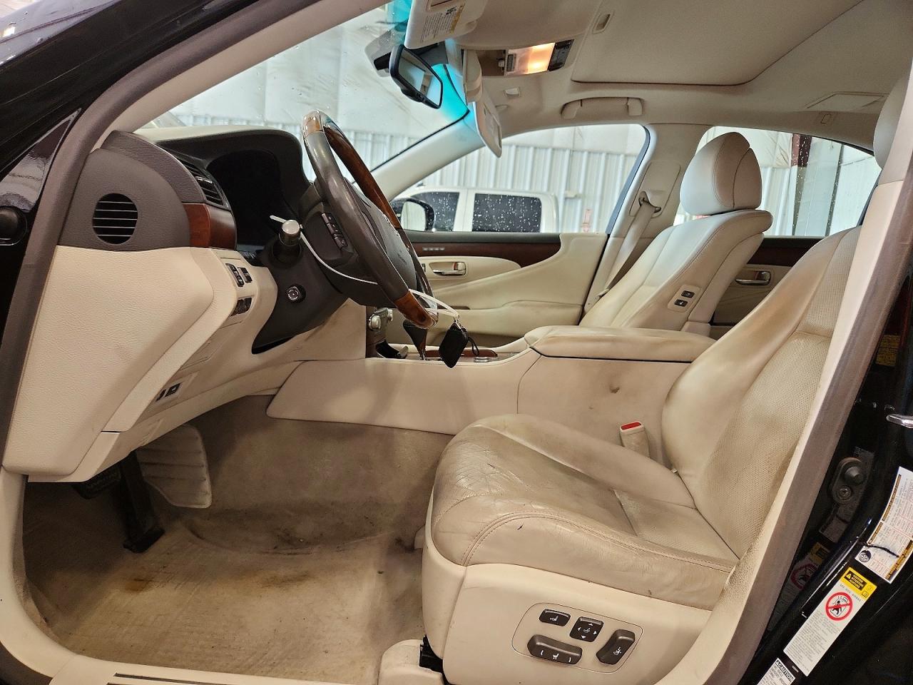 JTHCL1EF4A5006765 · 2010 LEXUS LS · 7/12