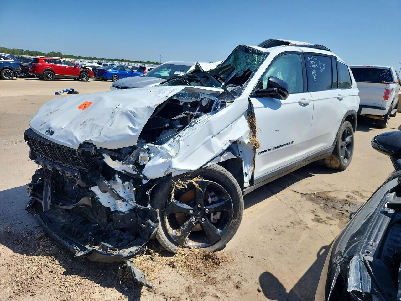1C4RJKAG8P8781275 · 2023 JEEP GRAND CHEROKEE