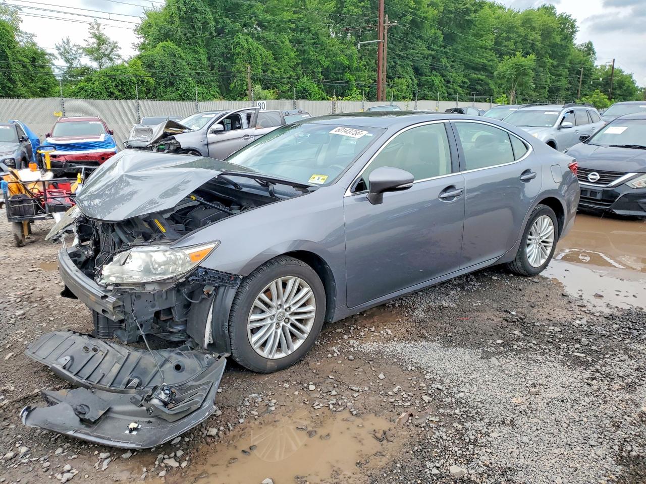 JTHBK1GG1D2069607 · 2013 LEXUS ES