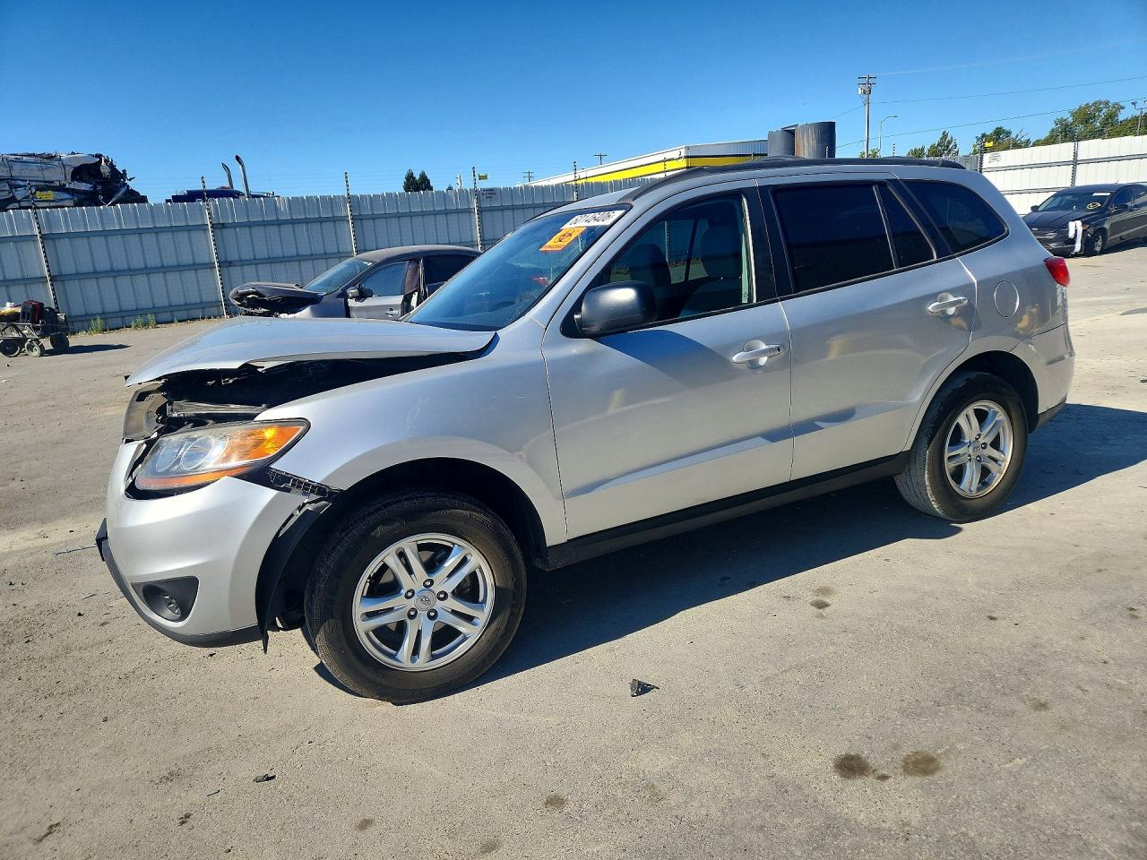5XYZG3AB7BG036530 · 2011 HYUNDAI SANTA FE