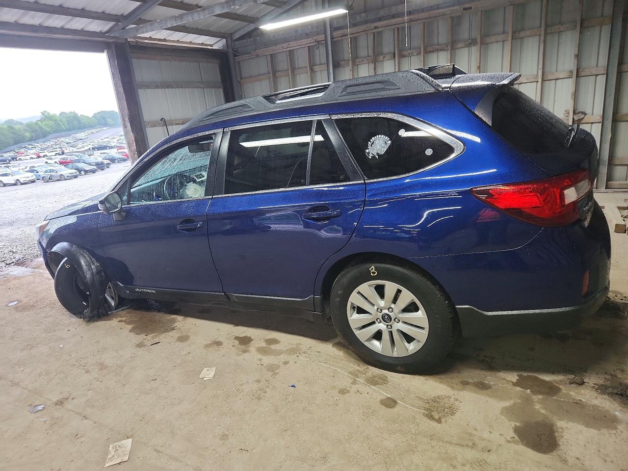 4S4BSAFC3H3398689 · 2017 SUBARU OUTBACK · 2/13