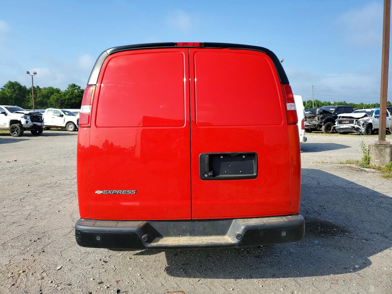 1GCWGAFP6S1147730 · 2025 CHEVROLET EXPRESS · 6/14