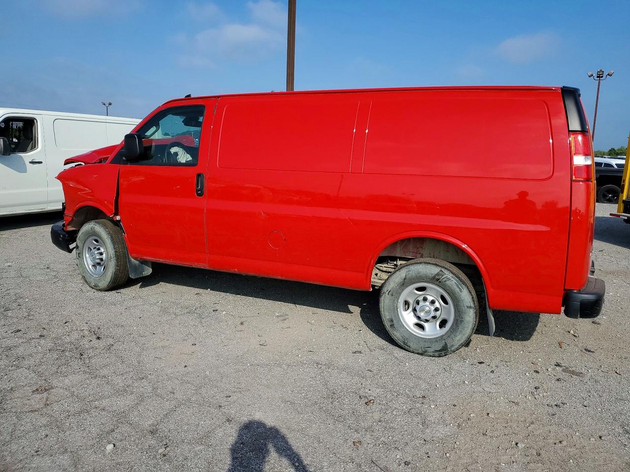 1GCWGAFP6S1147730 · 2025 CHEVROLET EXPRESS · 2/14