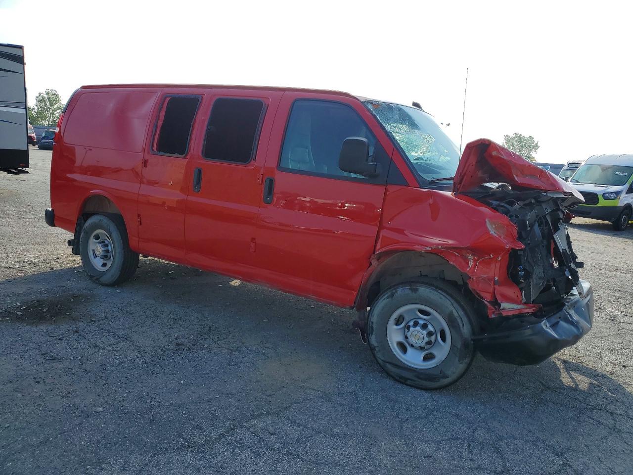 1GCWGAFP6S1147730 · 2025 CHEVROLET EXPRESS · 4/14