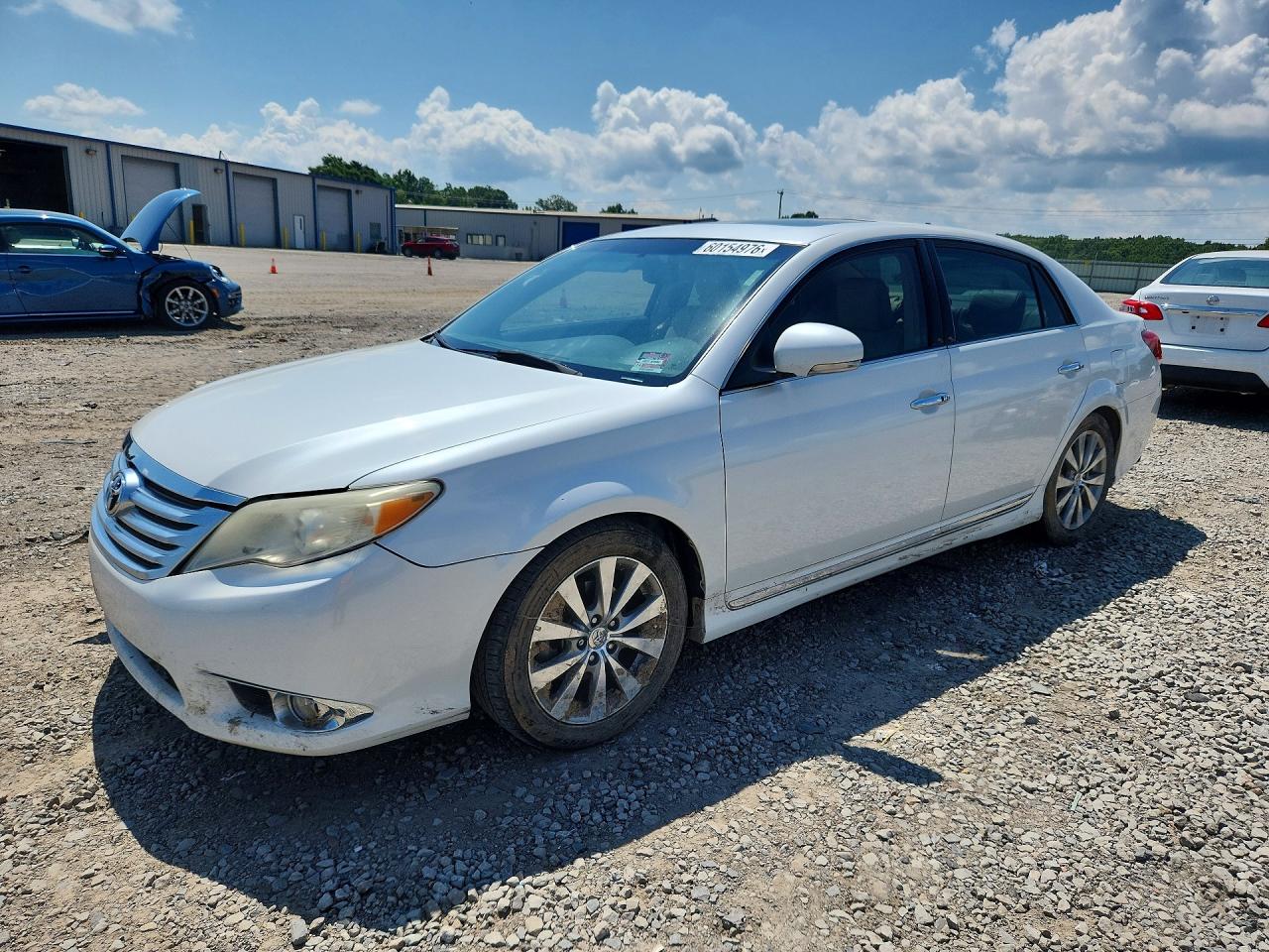 4T1BK3DB6BU371039 · 2011 TOYOTA AVALON