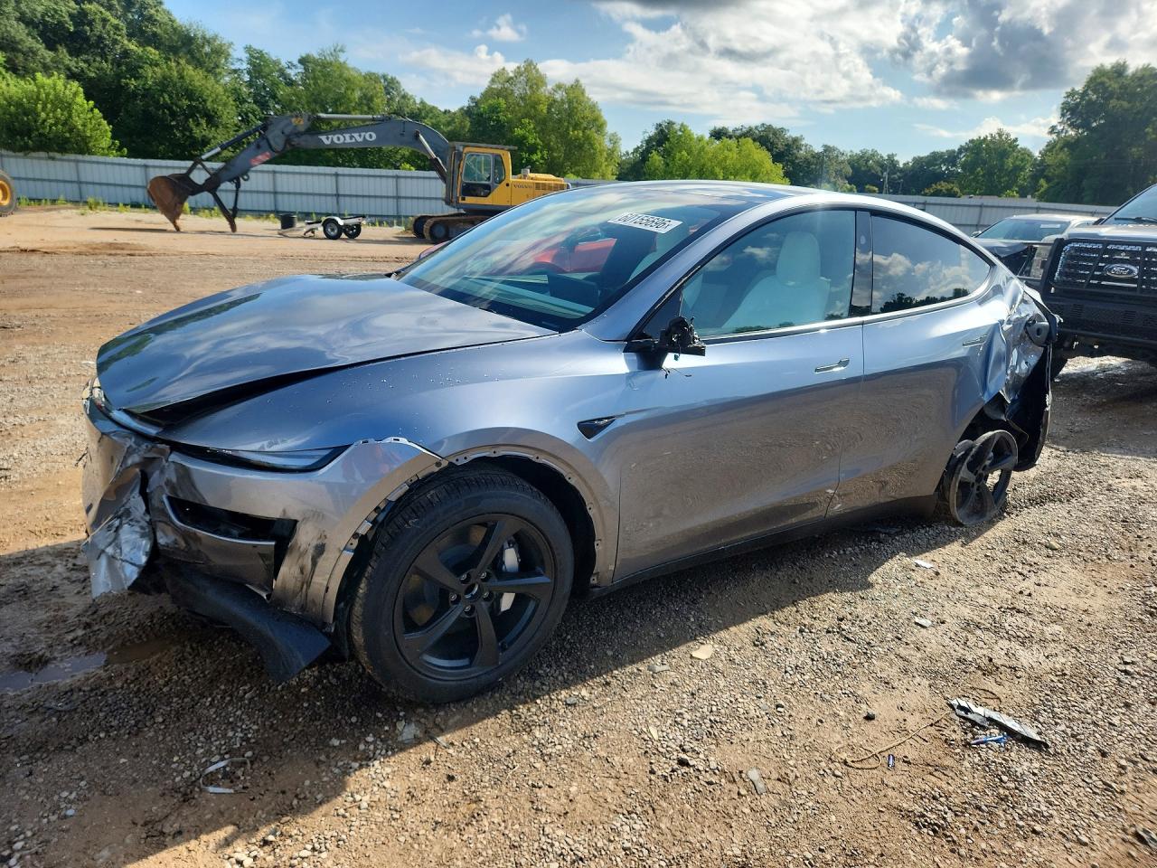 2026 TESLA MODEL Y
