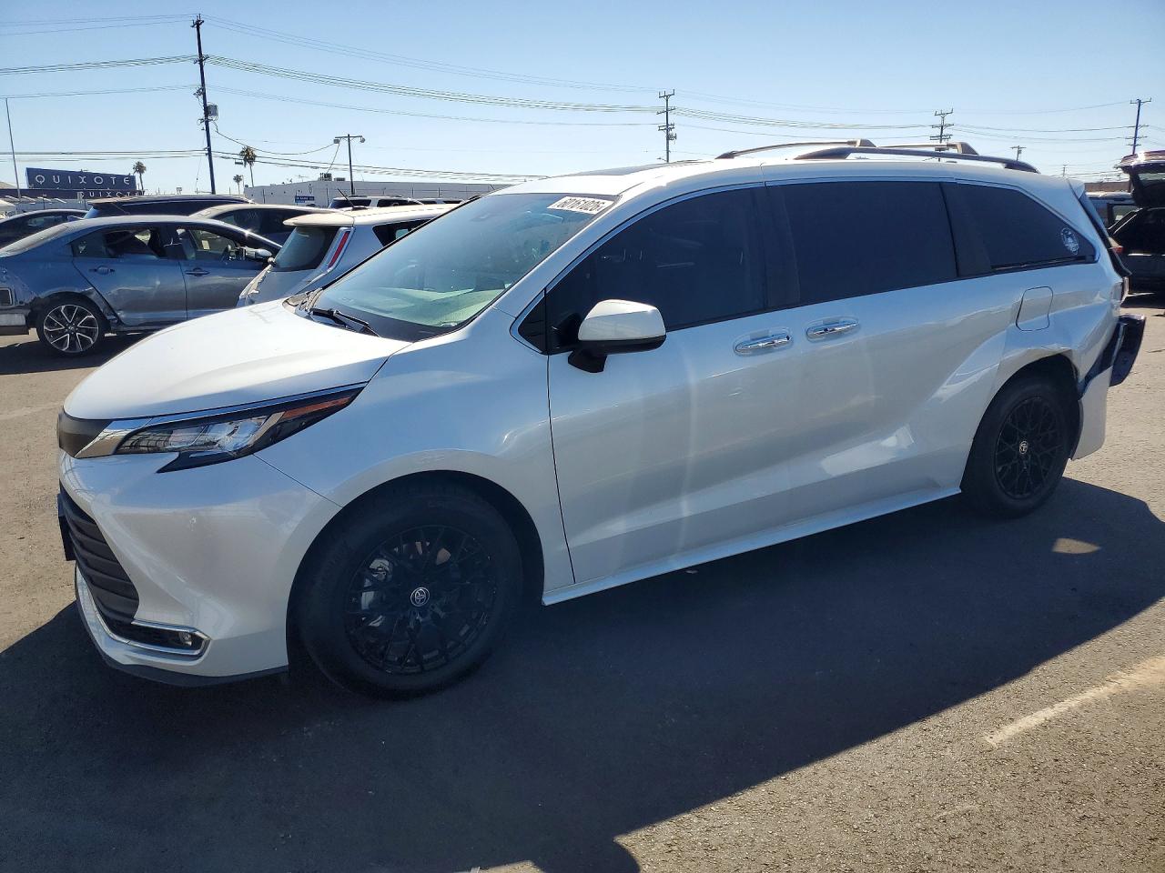 5TDJRKEC8NS084159 · 2022 TOYOTA SIENNA