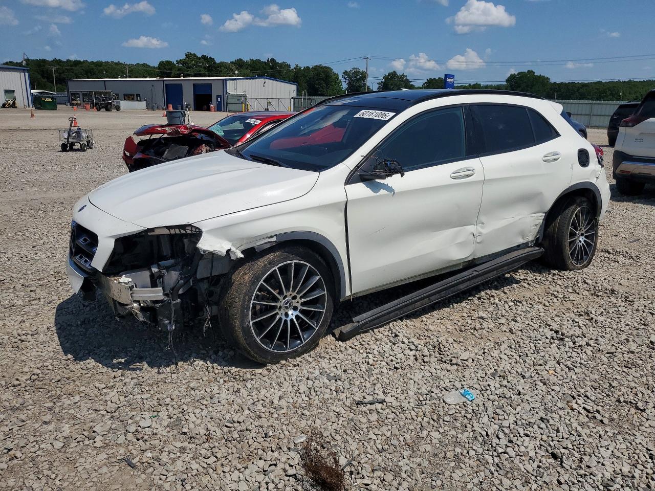 WDCTG4GB2JJ379614 · 2018 MERCEDES-BENZ GLA