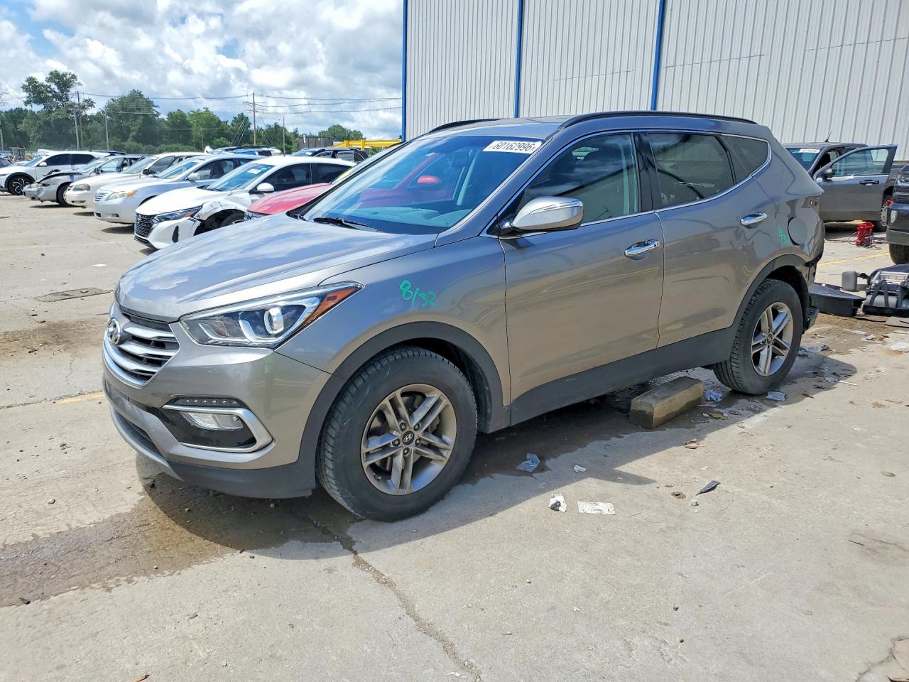 5XYZU3LB1JG570949 · 2018 HYUNDAI SANTA FE SPORT