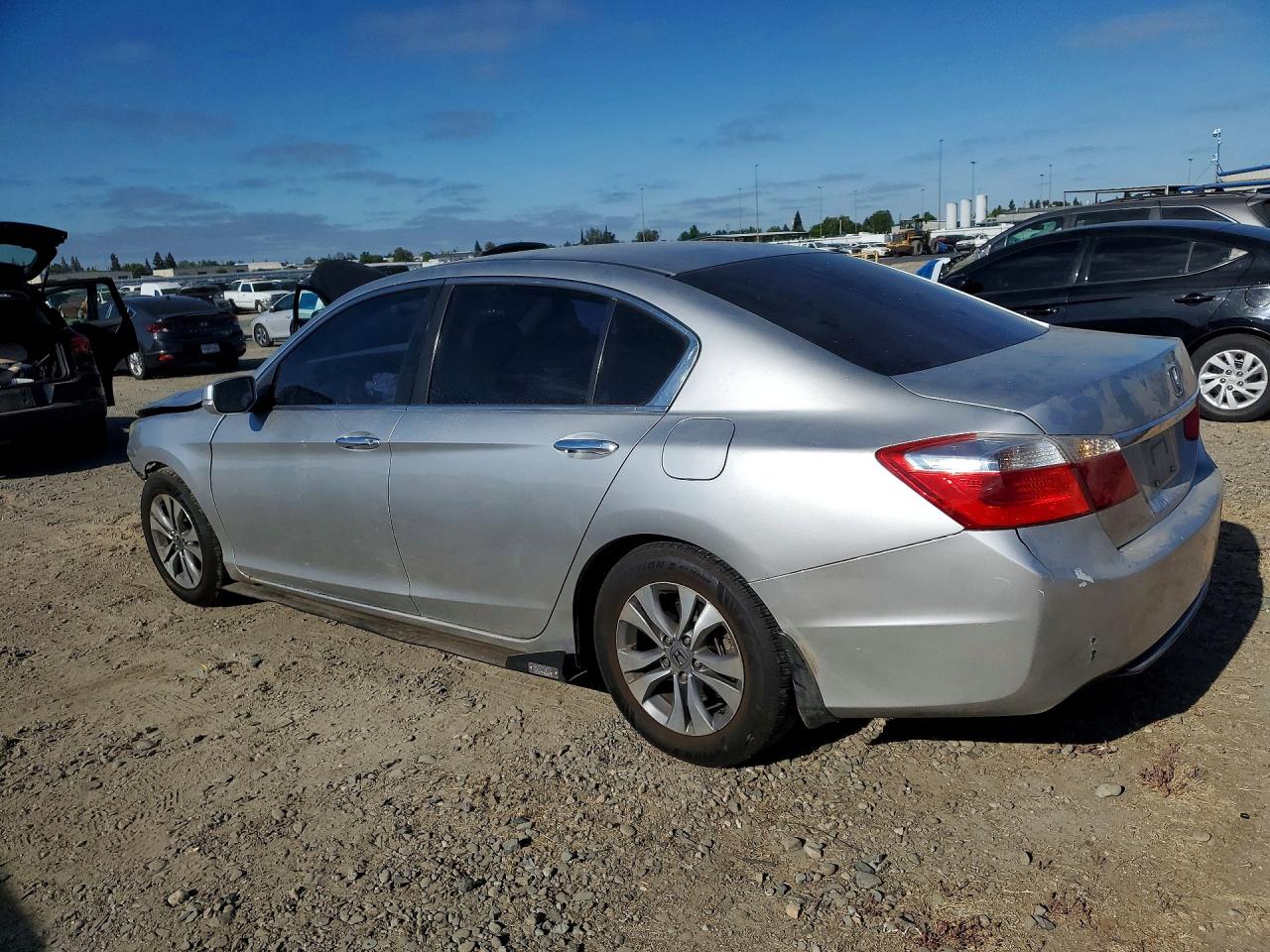 1HGCR2F36FA150909 · 2015 HONDA ACCORD · 2/12