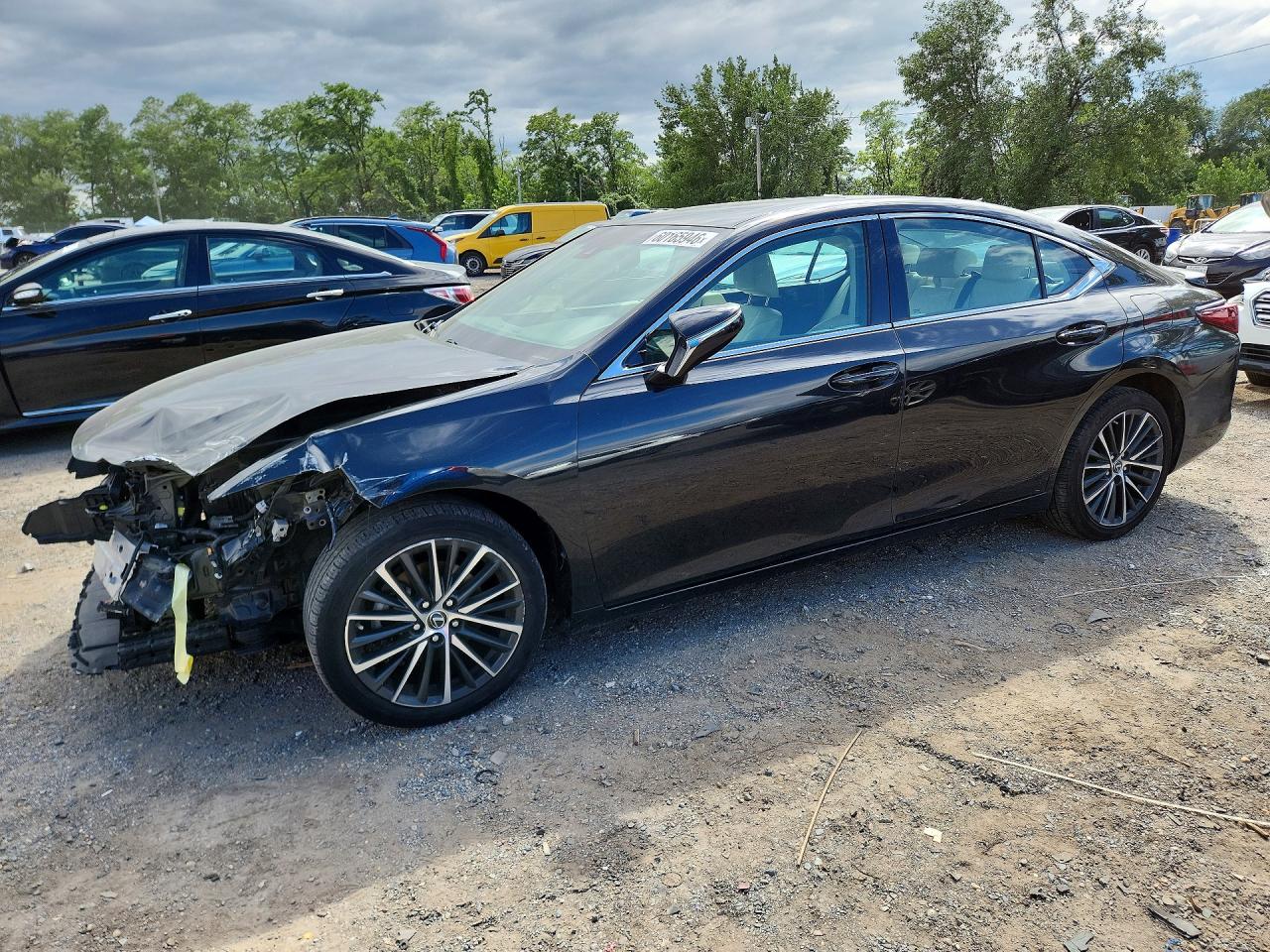 2022 LEXUS ES 250