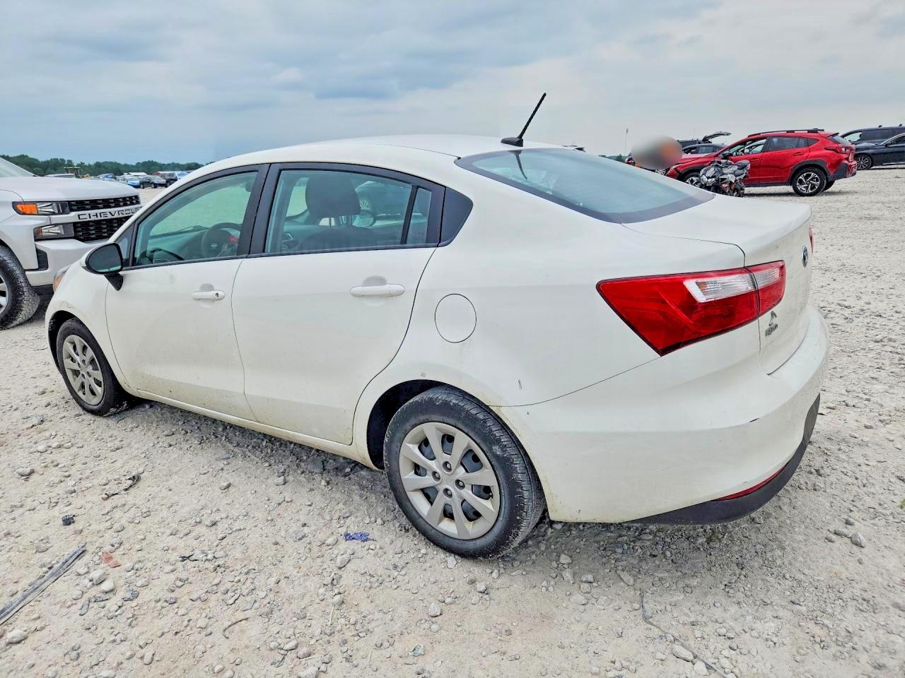 KNADM4A35H6086367 · 2017 KIA RIO · 2/12