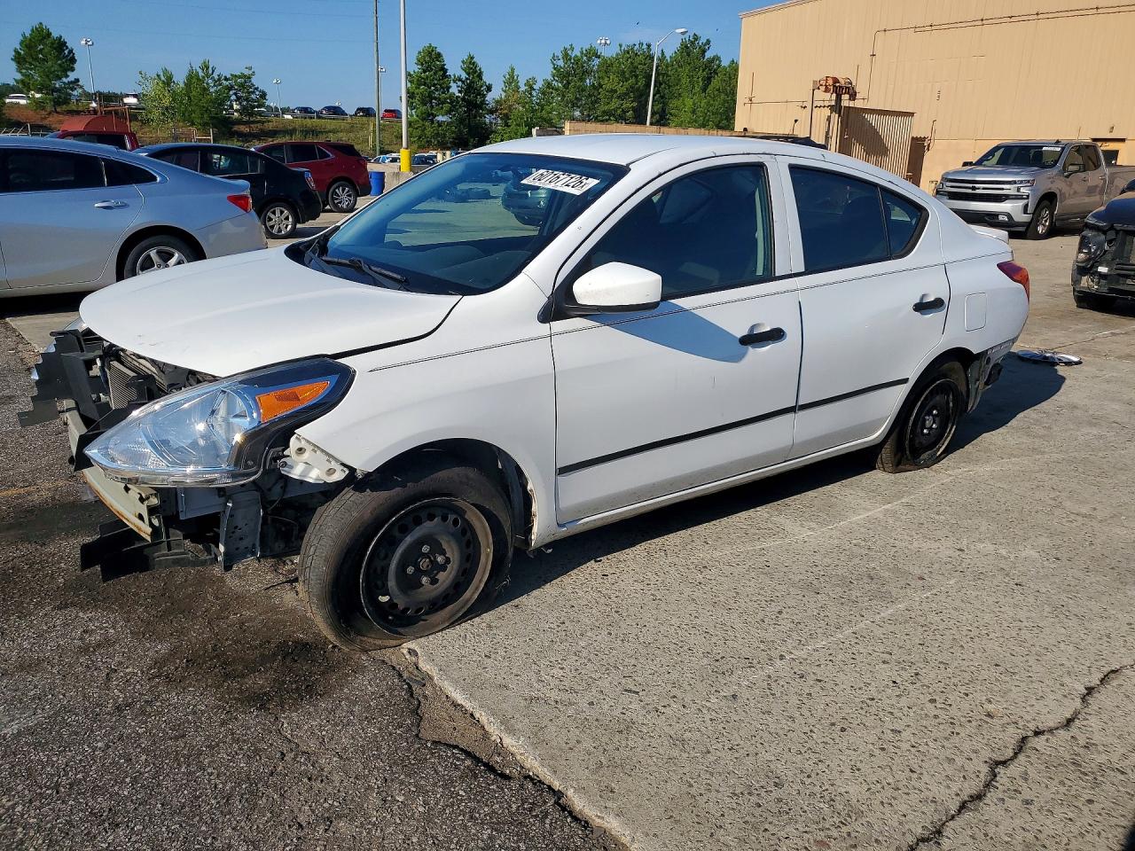 3N1CN7AP6HL845715 · 2017 NISSAN VERSA