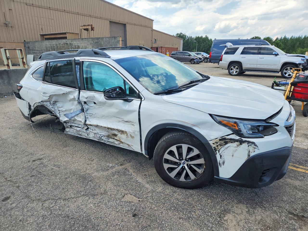 4S4BTACC7N3168733 · 2022 SUBARU OUTBACK · 4/12