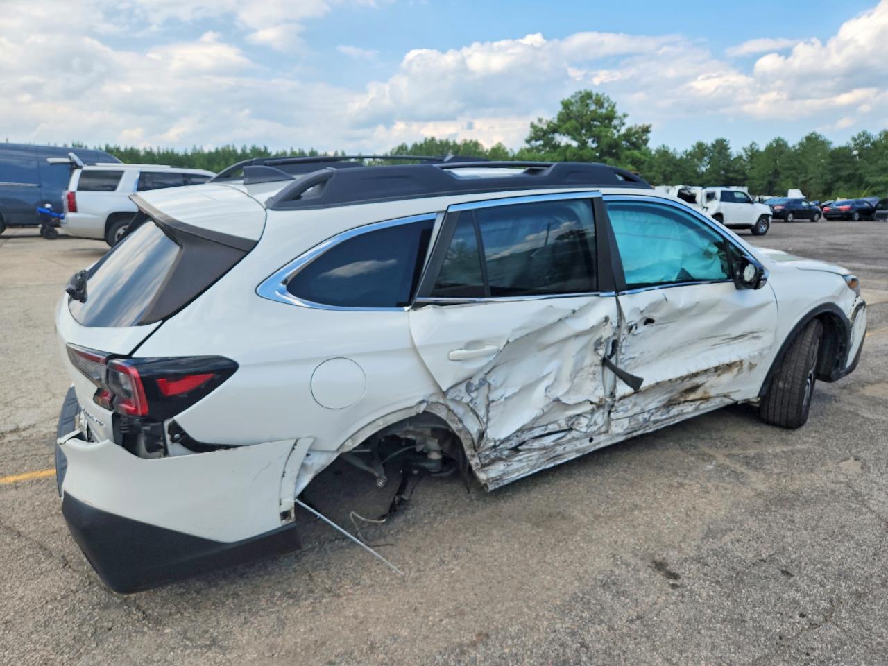 4S4BTACC7N3168733 · 2022 SUBARU OUTBACK · 3/12