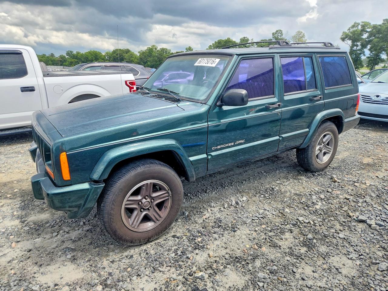 1J4FT58S0YL189743 · 2000 JEEP CHEROKEE