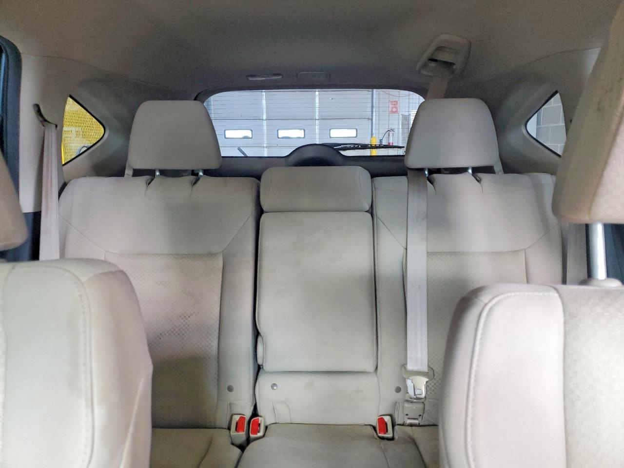 2HKRM4H32FH635668 · 2015 HONDA CR-V · 10/13