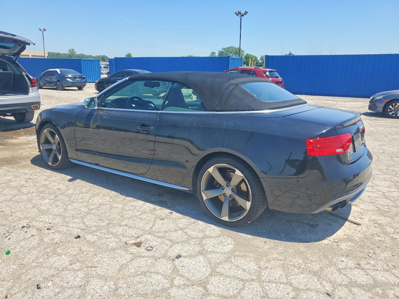 WAUV4AFH7GN012637 · 2016 AUDI S5 · 2/13