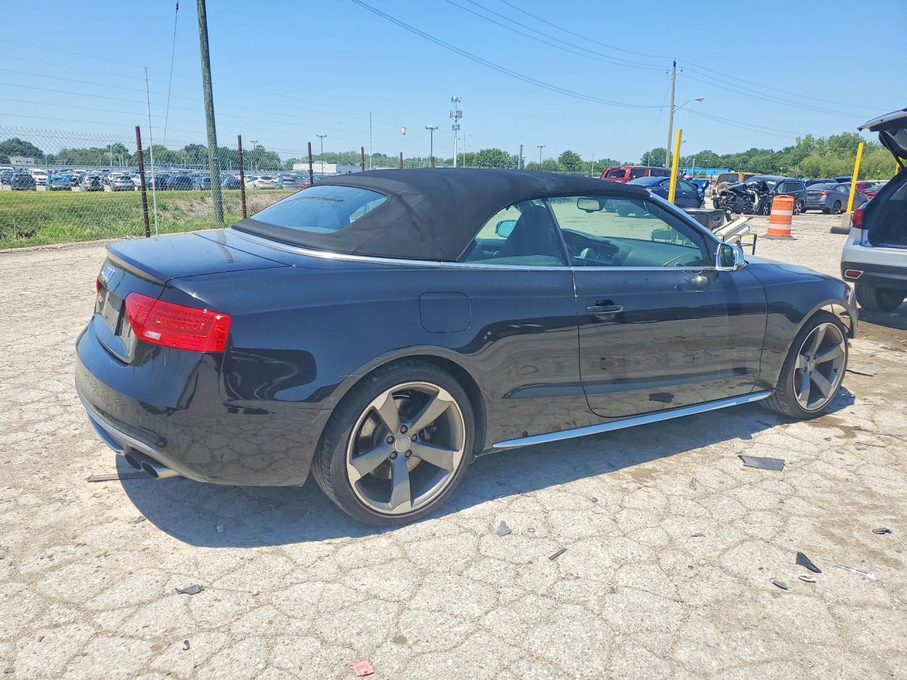 WAUV4AFH7GN012637 · 2016 AUDI S5 · 3/13