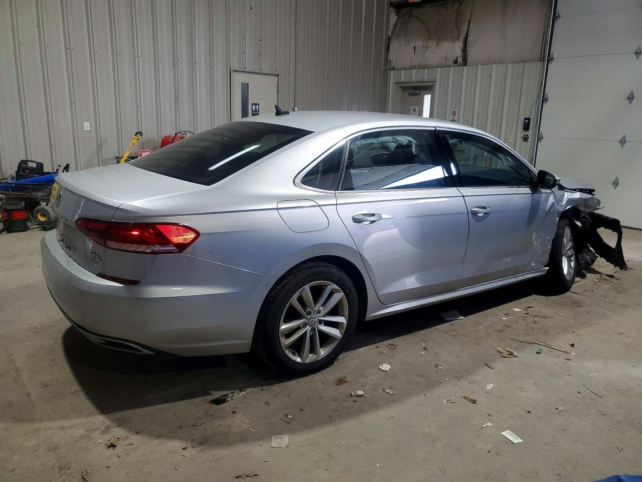 1VWSA7A37LC026828 · 2020 VOLKSWAGEN PASSAT · 3/12