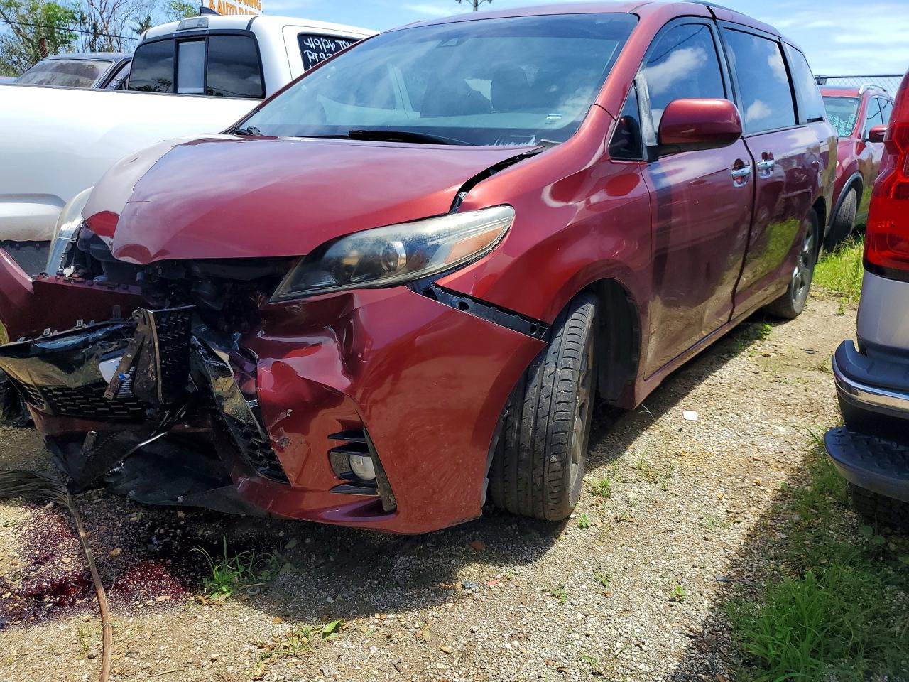 5TDXZ3DC7KS013855 · 2019 TOYOTA SIENNA
