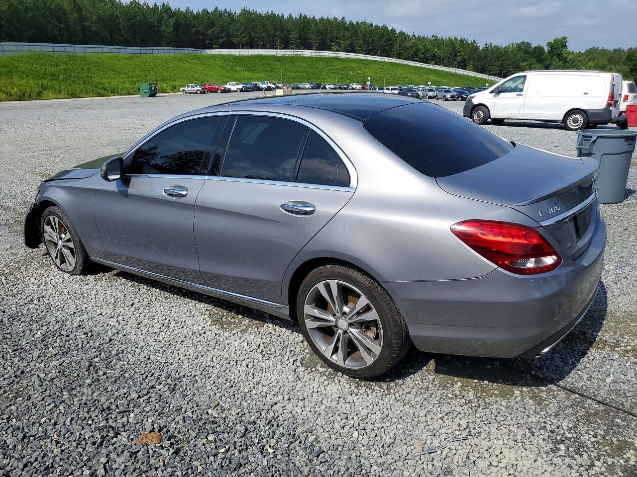 WDDWF4KB3GR171089 · 2016 MERCEDES-BENZ C · 2/12