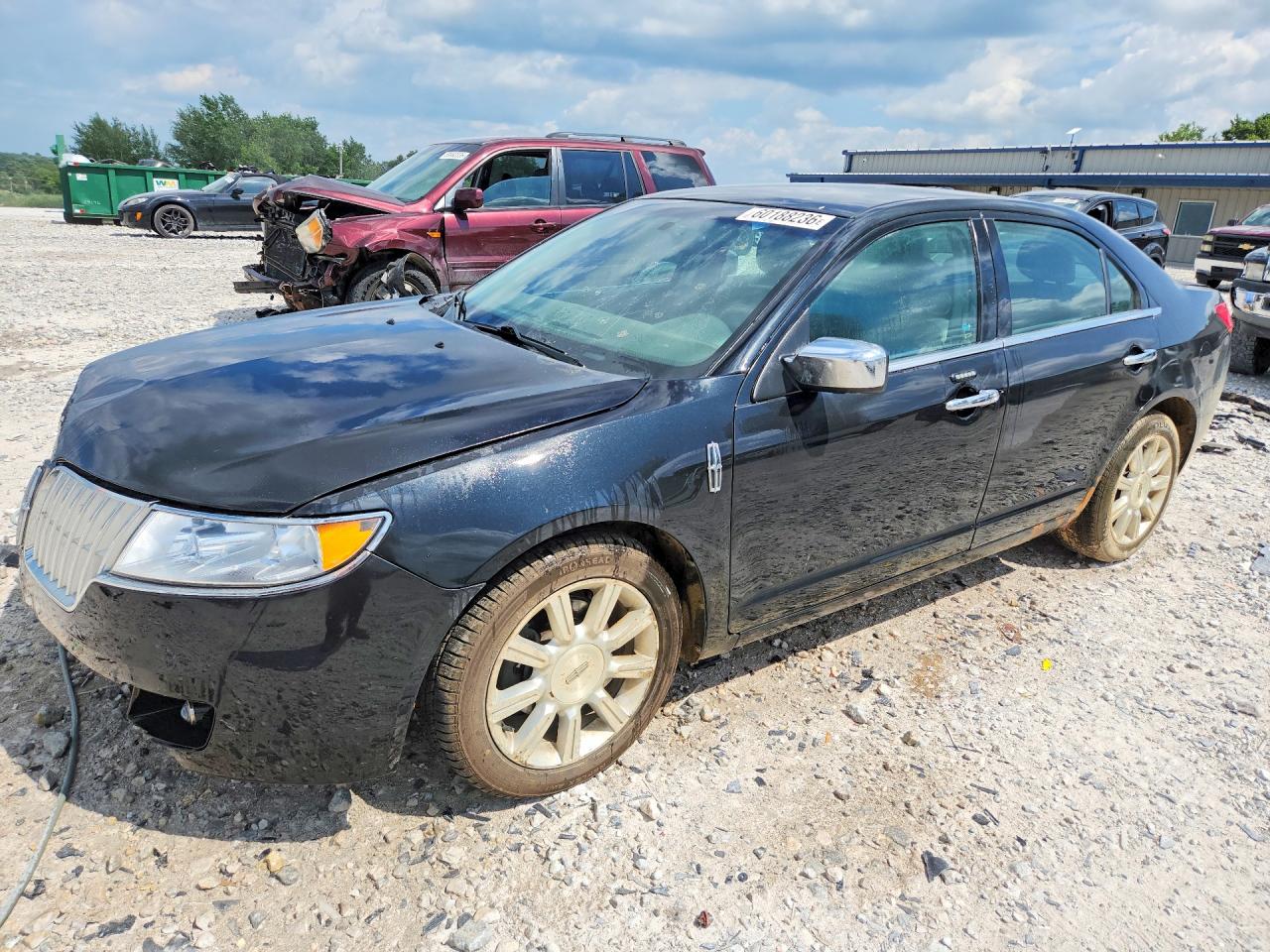 3LNHL2GC3BR764090 · 2011 LINCOLN MKZ