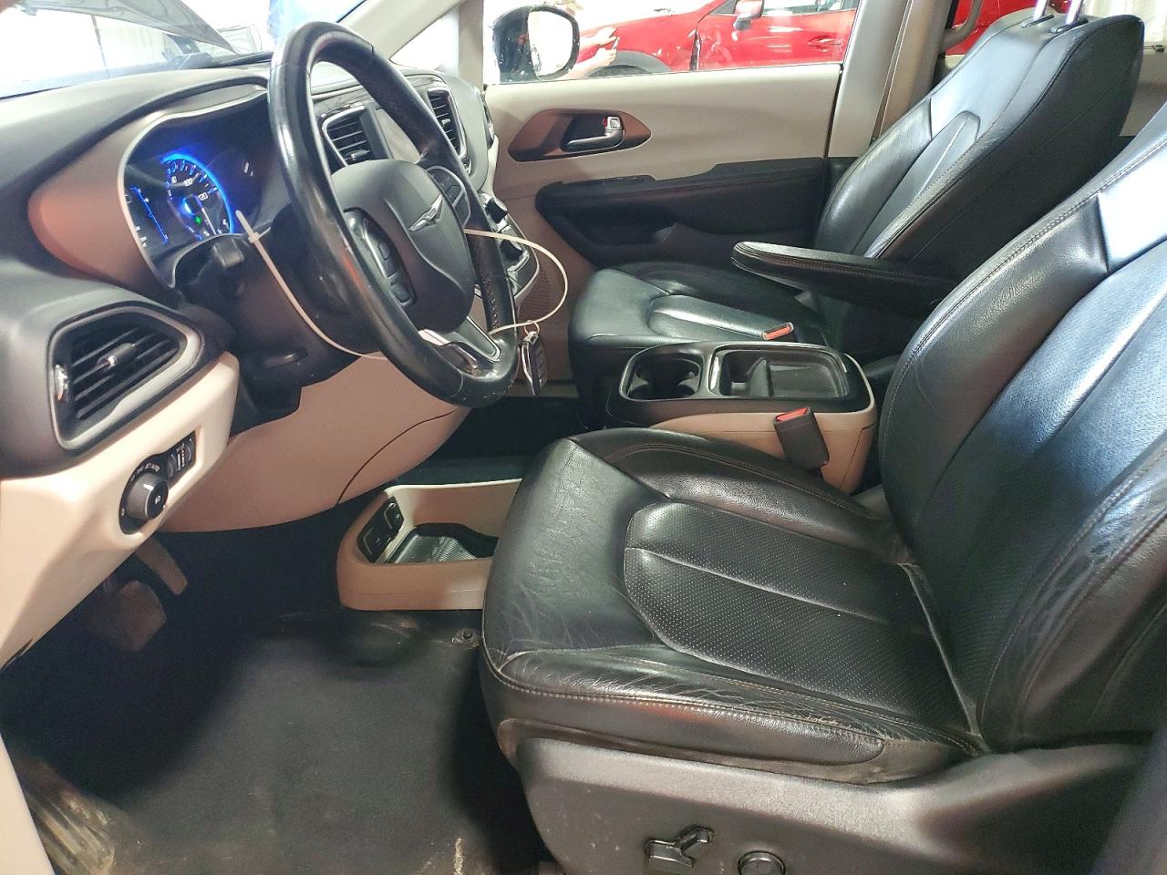 2C4RC1BG4KR737886 · 2019 CHRYSLER PACIFICA · 7/13