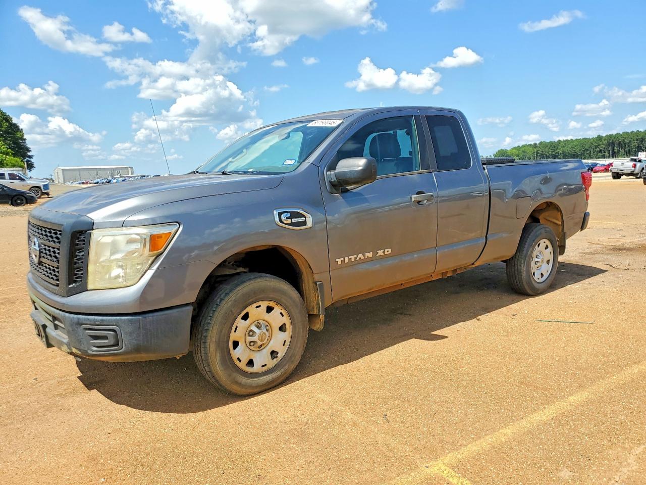 1N6BA1C37HN561812 · 2017 NISSAN TITAN XD