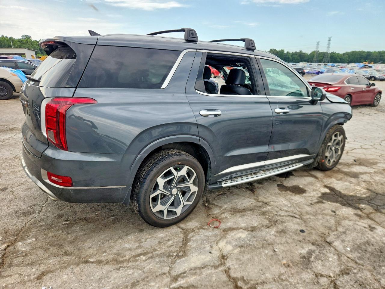 KM8R74HE2NU372977 · 2022 HYUNDAI PALISADE · 3/13