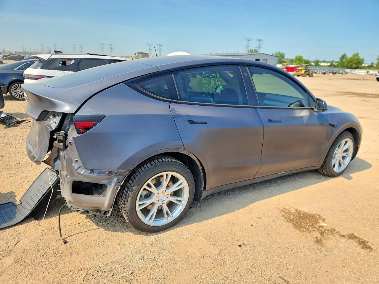 5YJYGAEE0MF228239 · 2021 TESLA MODEL  Y · 3/13