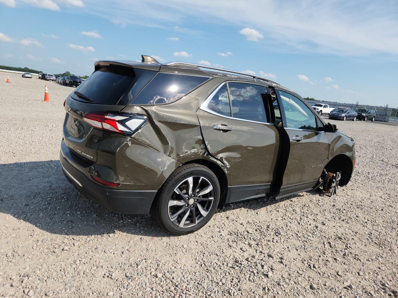 3GNAXXEG7PL136564 · 2023 CHEVROLET EQUINOX · 3/13