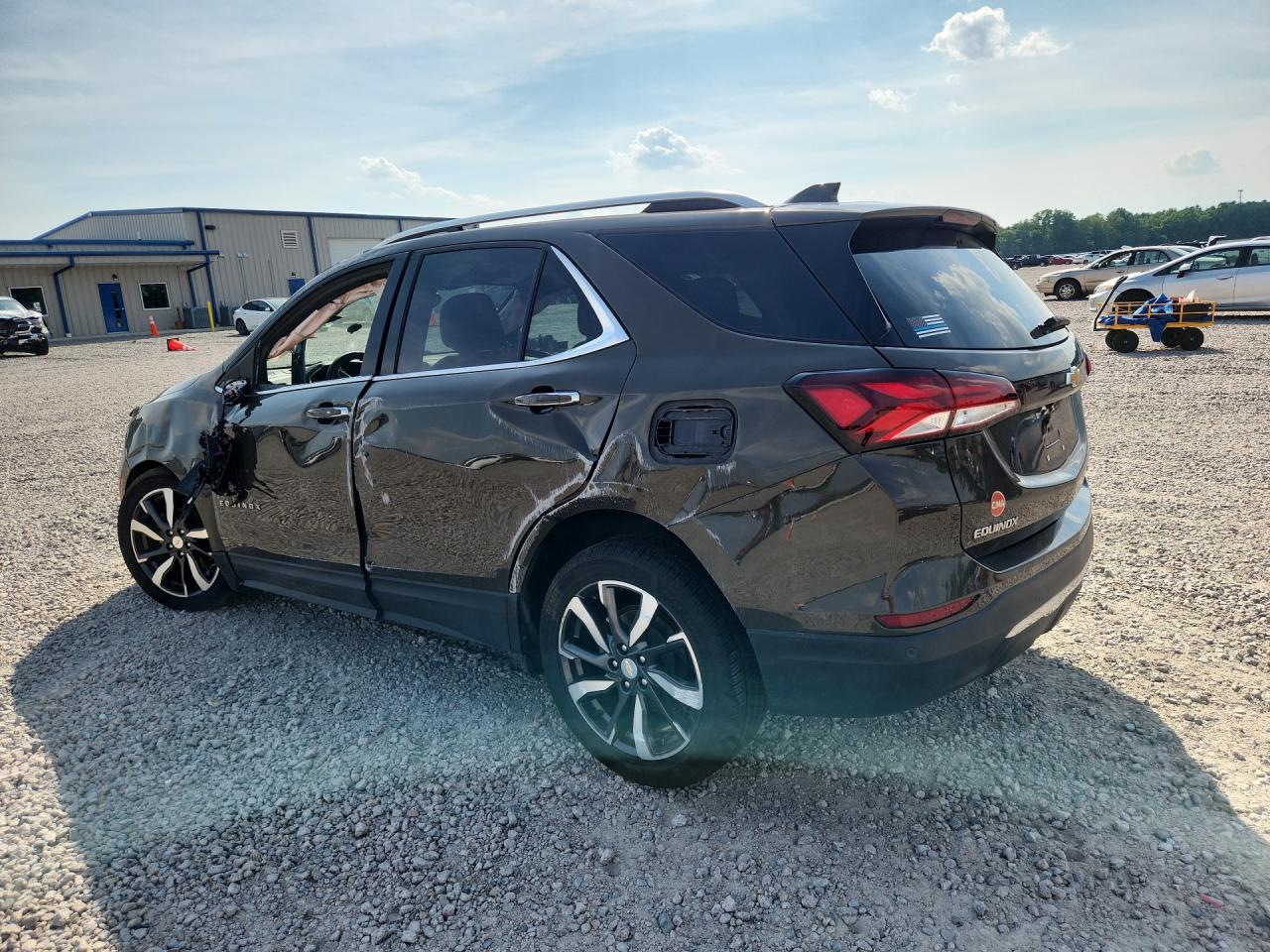 3GNAXXEG7PL136564 · 2023 CHEVROLET EQUINOX · 2/13