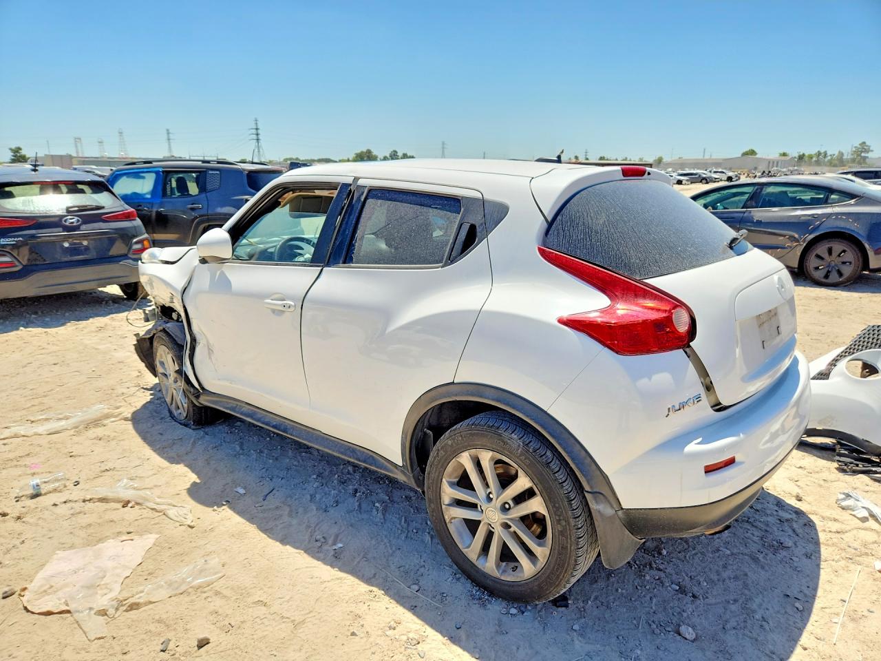 JN8AF5MR2DT223867 · 2013 NISSAN JUKE · 2/13