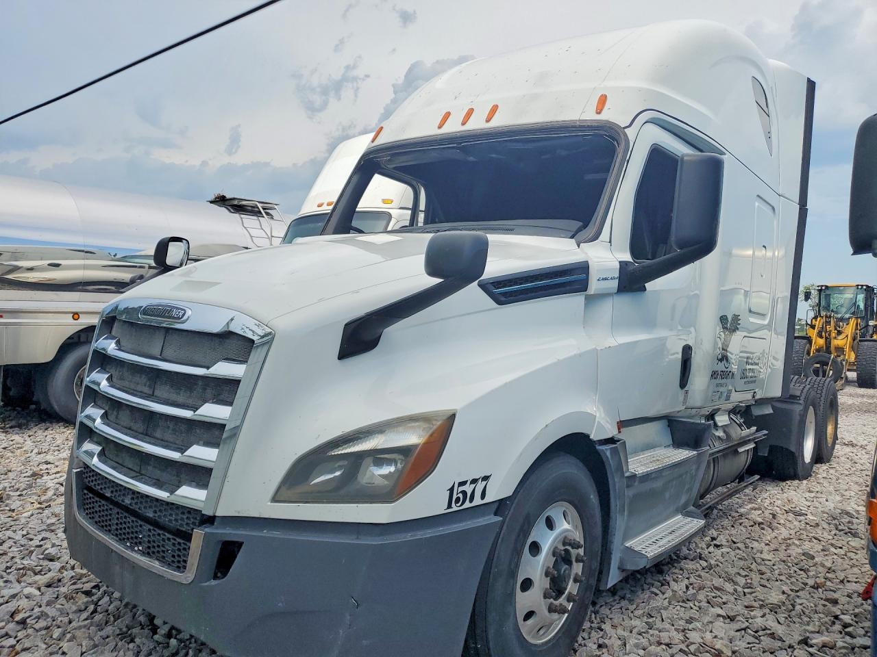 3AKJHHDRXKSKB6145 · 2019 FREIGHTLINER CASCADIA 126