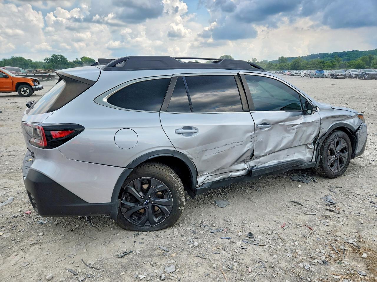 4S4BTGKD4L3206946 · 2020 SUBARU OUTBACK · 3/13