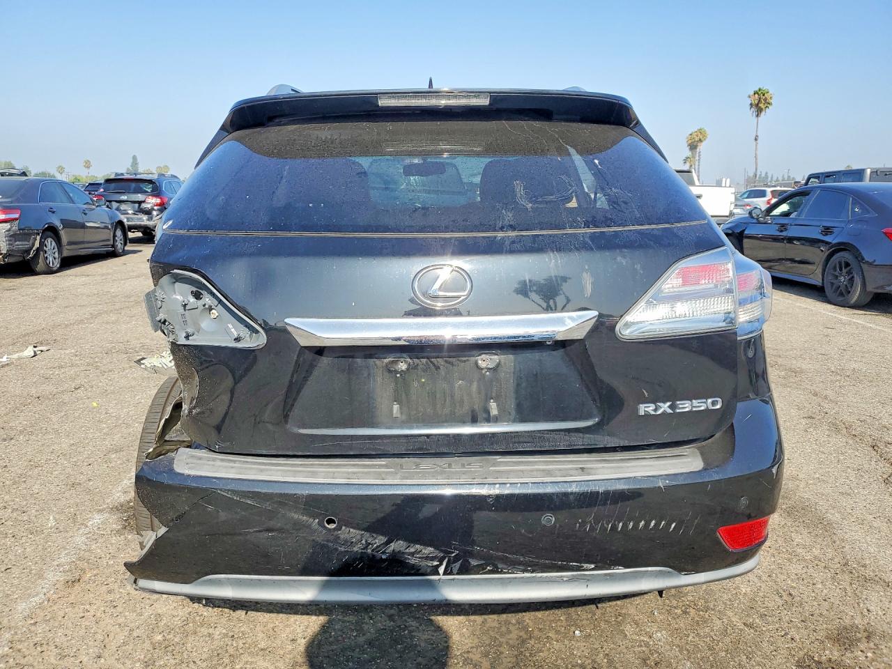 2T2ZK1BA5BC057618 · 2011 LEXUS RX · 6/13