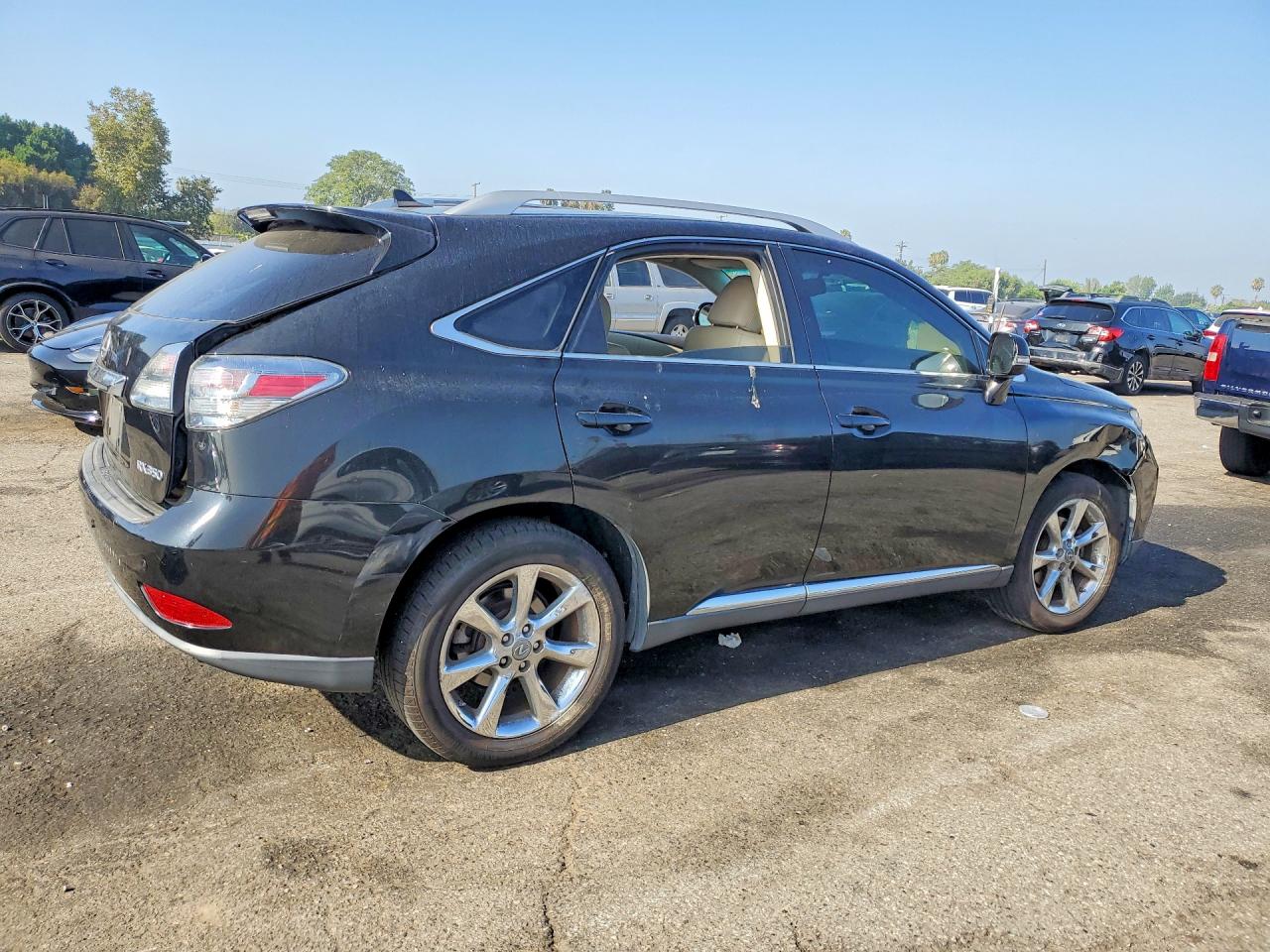 2T2ZK1BA5BC057618 · 2011 LEXUS RX · 3/13