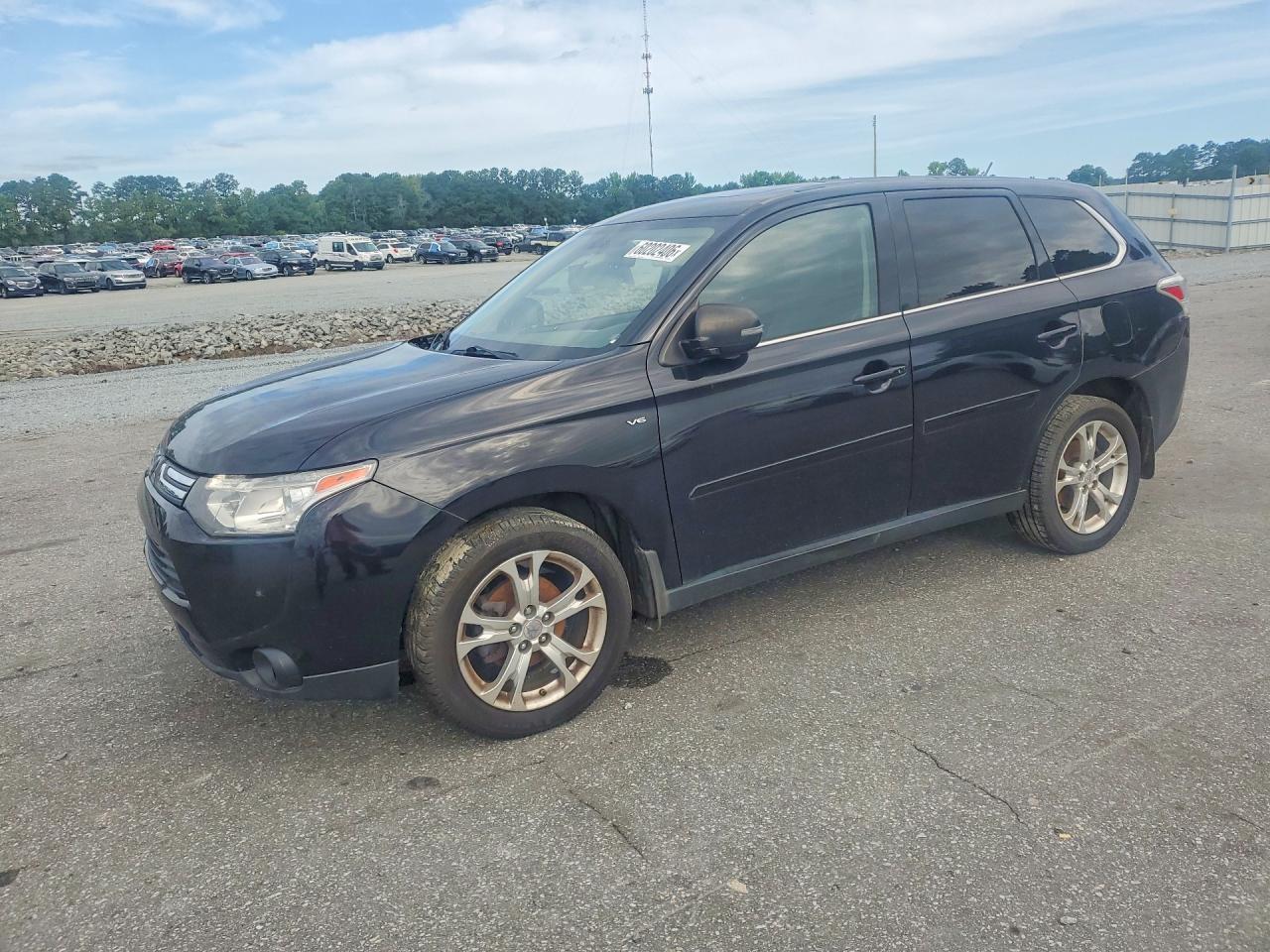 JA4JZ4AXXEZ001800 · 2014 MITSUBISHI OUTLANDER