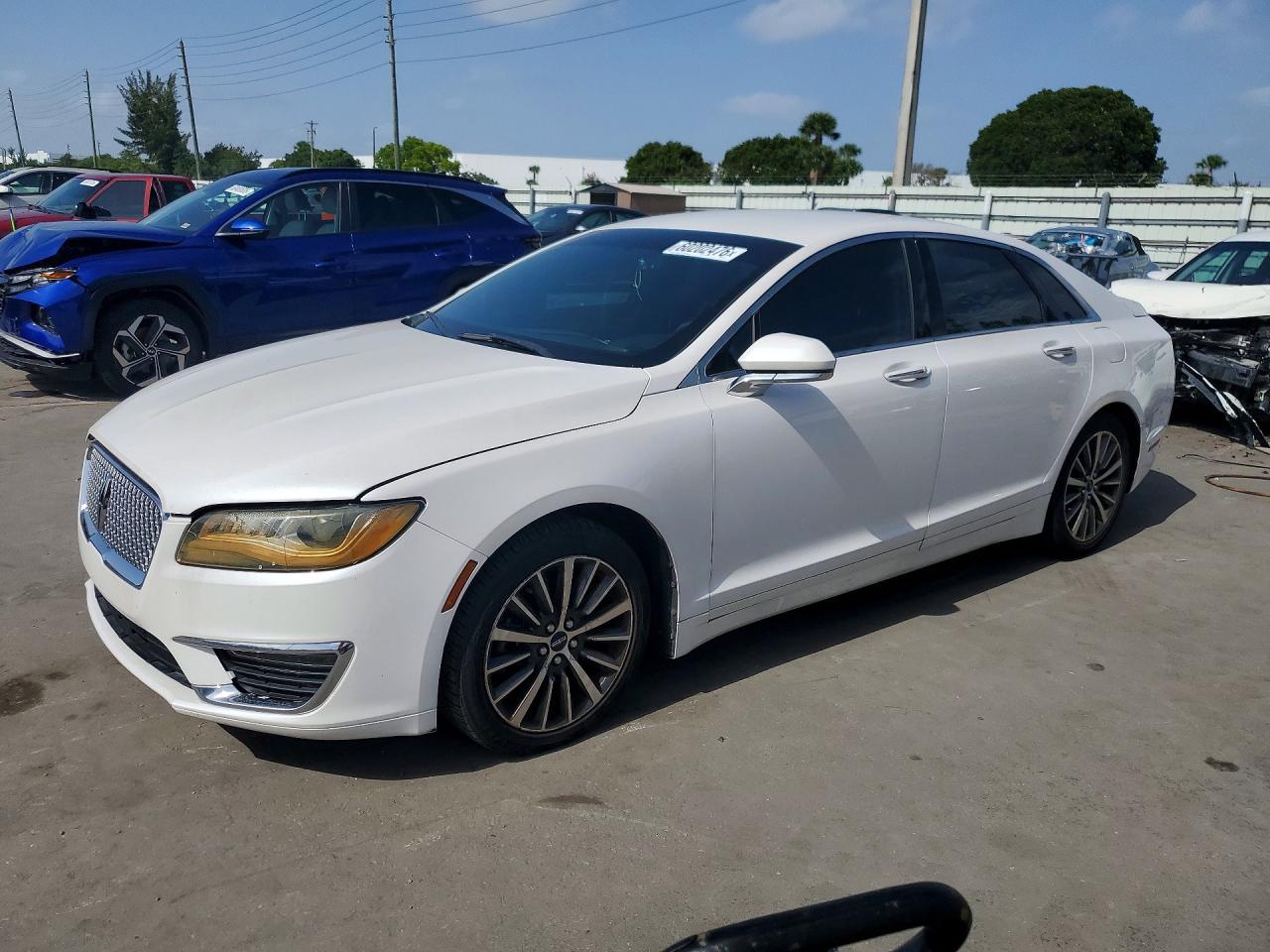 3LN6L5A99HR646527 · 2017 LINCOLN MKZ