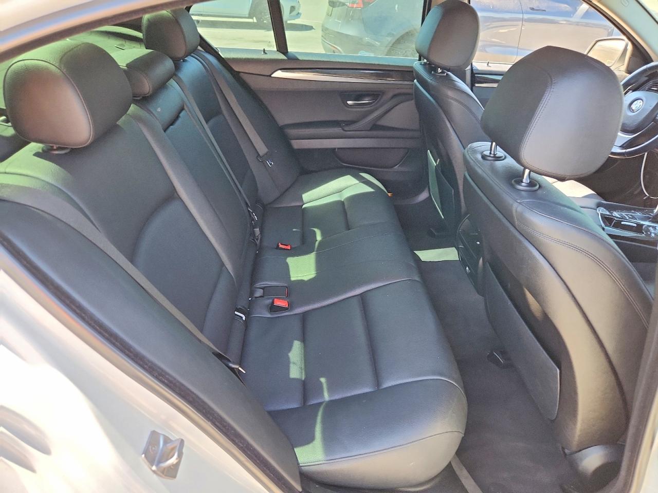 WBA5A5C58GD527095 · 2016 BMW 528 · 10/12