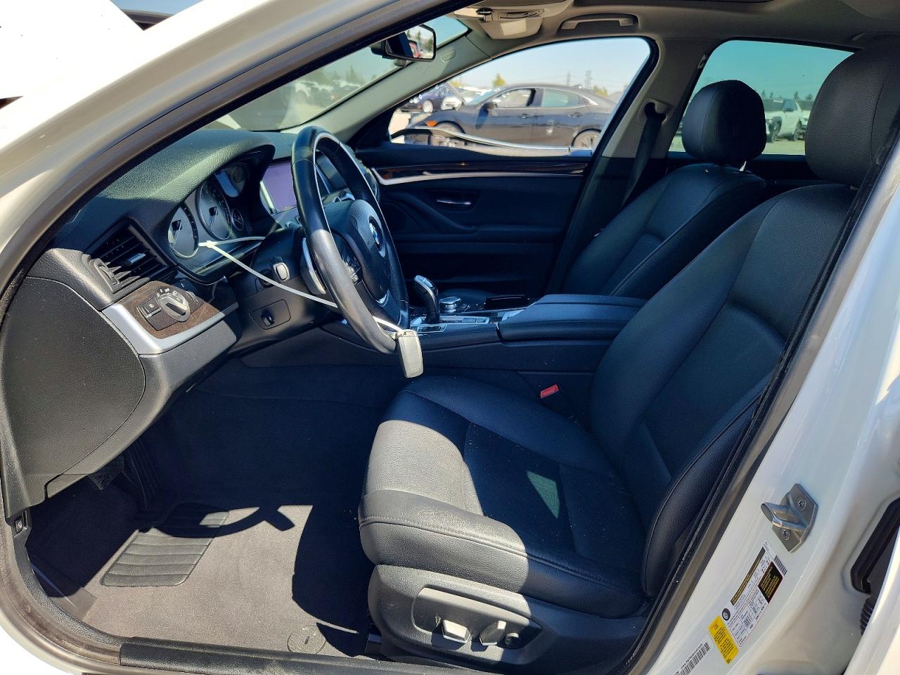 WBA5A5C58GD527095 · 2016 BMW 528 · 7/12