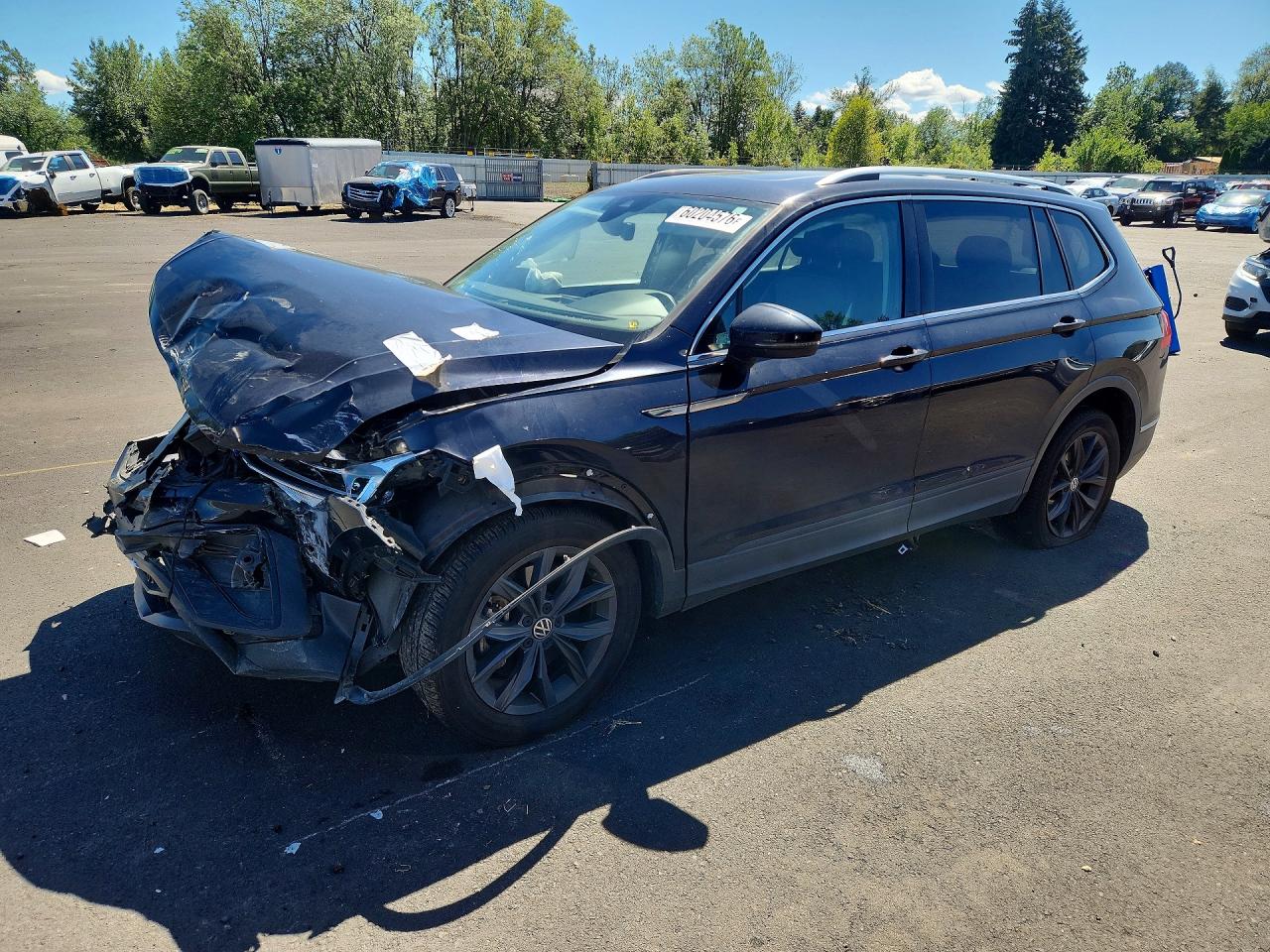 3VV3B7AX2NM094951 · 2022 VOLKSWAGEN TIGUAN