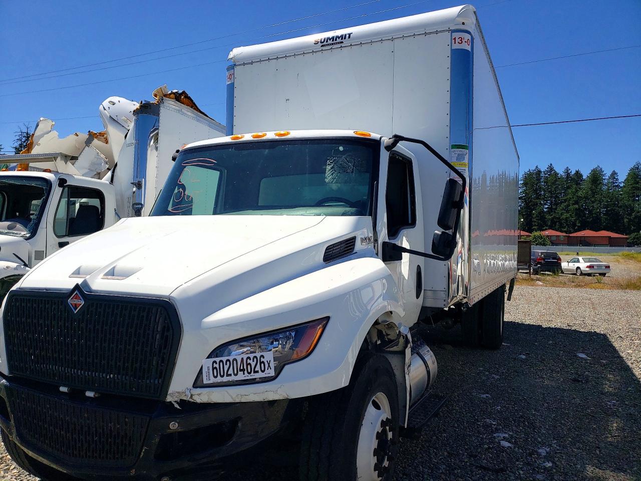 3HAEUMML3RL875395 · 2024 INTERNATIONAL MV607