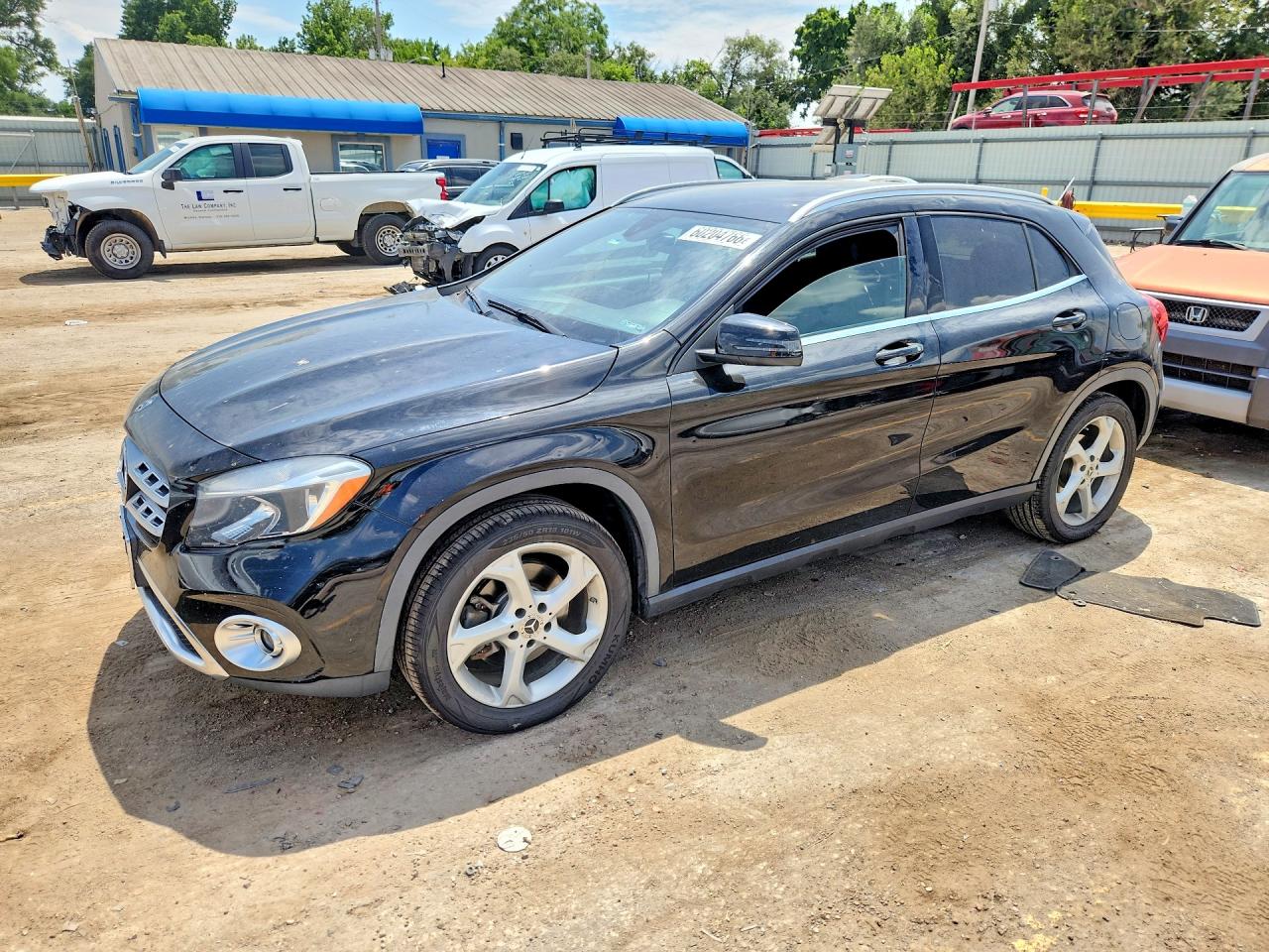 WDCTG4GBXKU008085 · 2019 MERCEDES-BENZ GLA