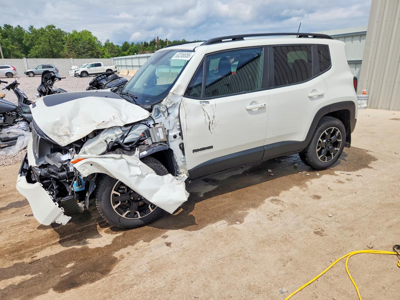 ZACNJDB10PPP39080 · 2023 JEEP RENEGADE