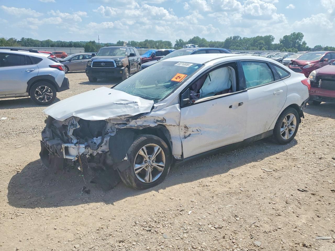 1FADP3F23DL221335 · 2013 FORD FOCUS