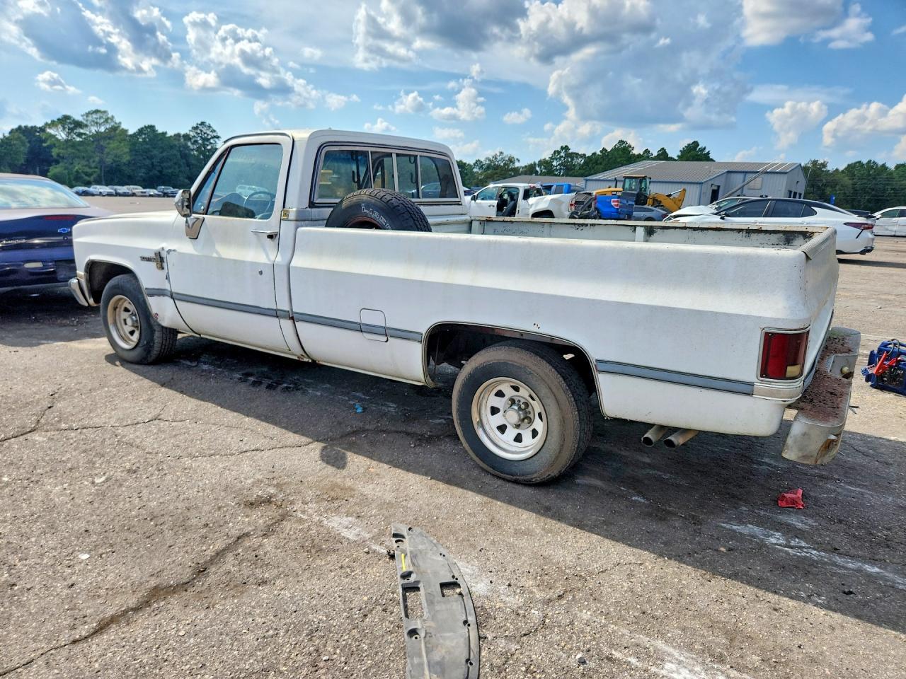 1GCCC14H5DF305331 · 1983 CHEVROLET C10 · 2/12