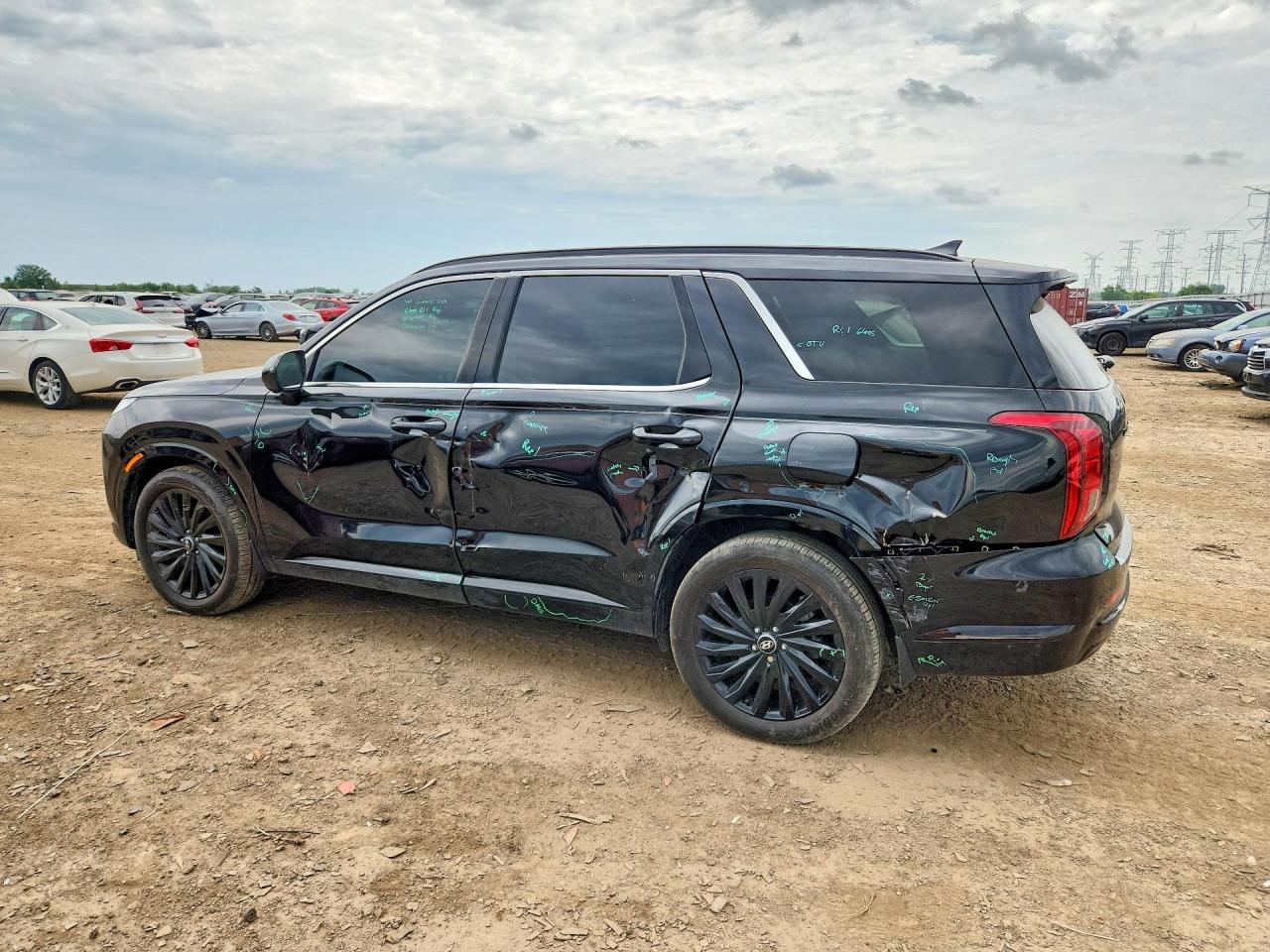KM8R7DGE8SU869481 · 2025 HYUNDAI PALISADE · 2/12